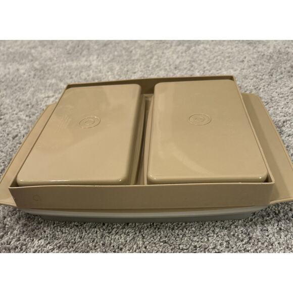 Vintage Tupperware Deviled Egg Keeper Carrier Tray Container Almond 723-2 USA - Picture 5 of 7